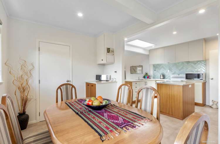 33 Vera Road Te Atatu South_6