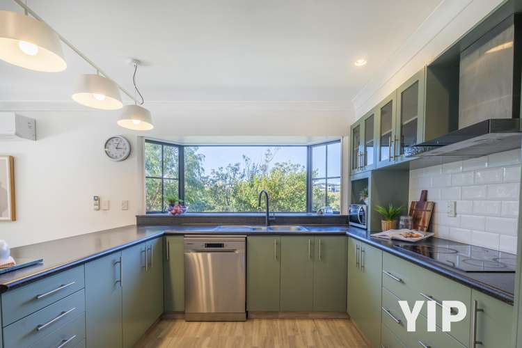 17 Claverton Grove Churton Park_5