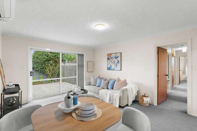 1/18 Sawtell Place Northcote_4