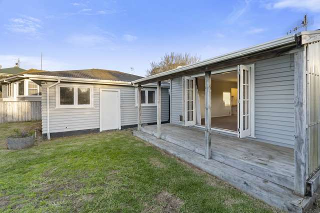 27 Eatwell Avenue Paraparaumu Beach_2