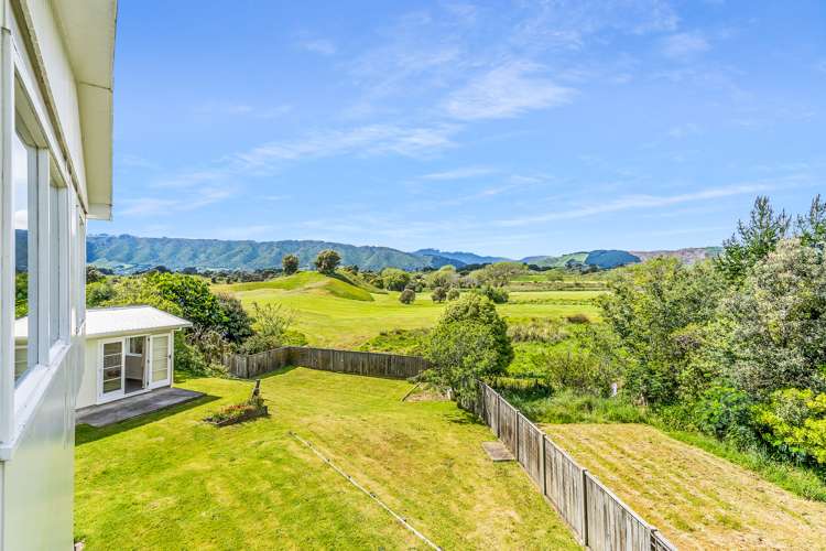 2 Atua Street Waikanae Beach_15
