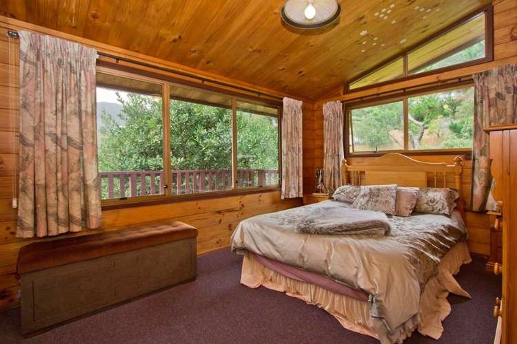 12 Ngahere Street Stokes Valley_14