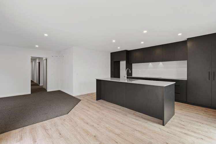 8 Vercoe Street Elgin_18