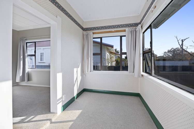 5 Egmont Street Hawera_8