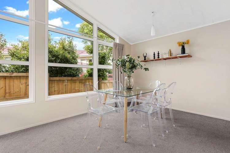 54 Haycock Avenue Mt Roskill_11