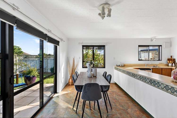 26 Flanders Avenue Onekawa_4