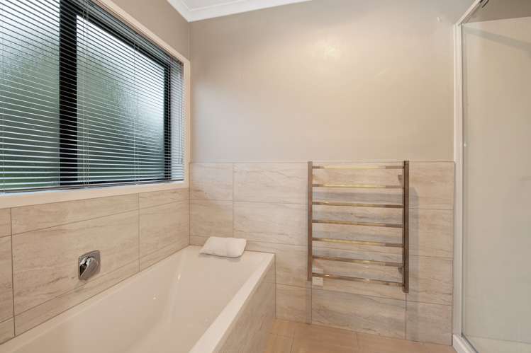 30 Bayview Park Lane Orewa_17