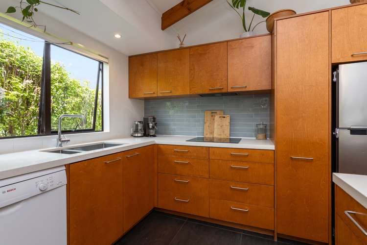 1/92 Kervil Avenue Te Atatu Peninsula_11