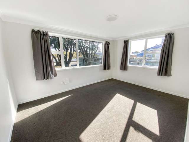 Large Miramar Apartment
