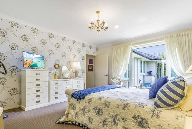 3 Merlin Close Huntington_12