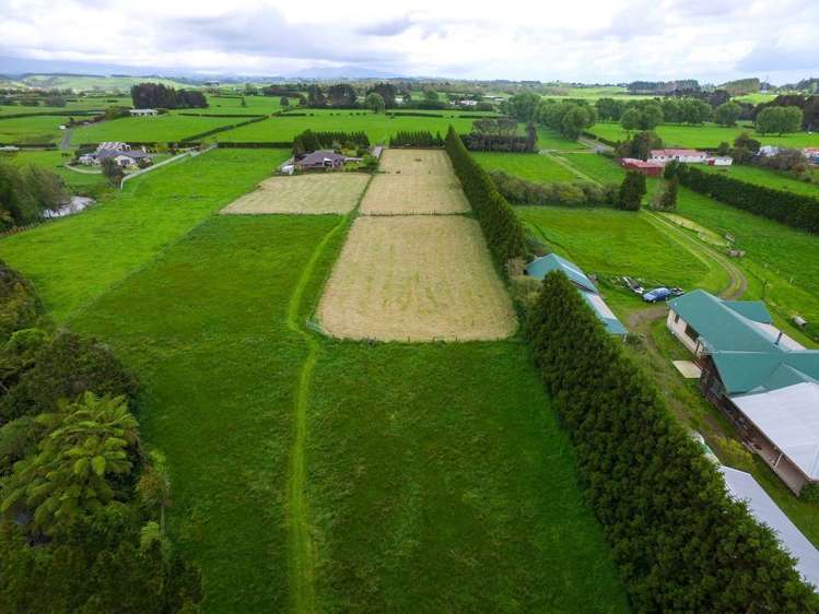 11 Tape Road Hillsborough_18