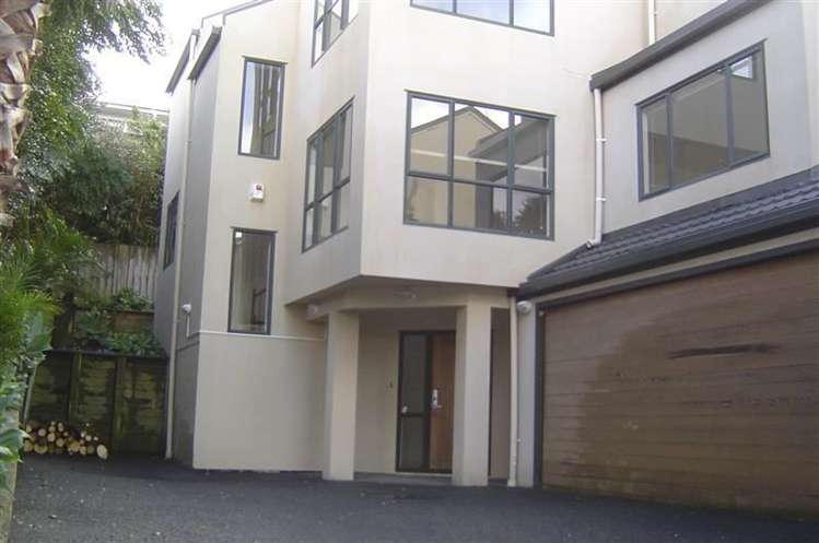 2/27 Commodore Parry Road Castor Bay_0