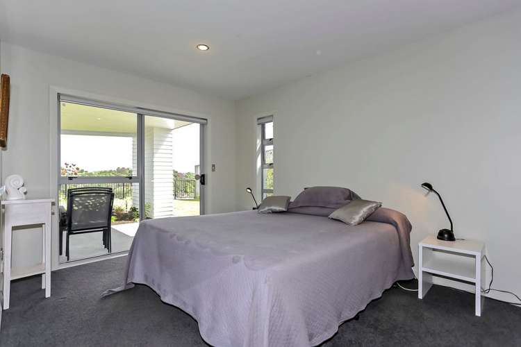 183 Waterside Drive Pyes Pa_19