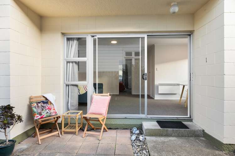 1/154 Onepu Road Lyall Bay_3