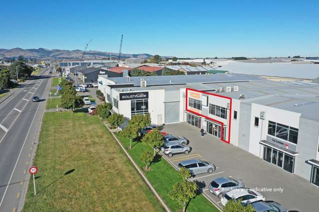 2/1 Edmonton Road Hornby_2