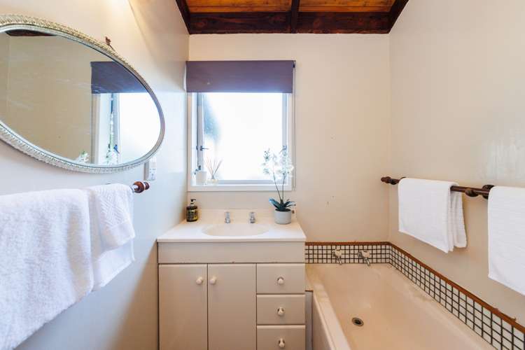 187 Amberley Avenue Highbury_6