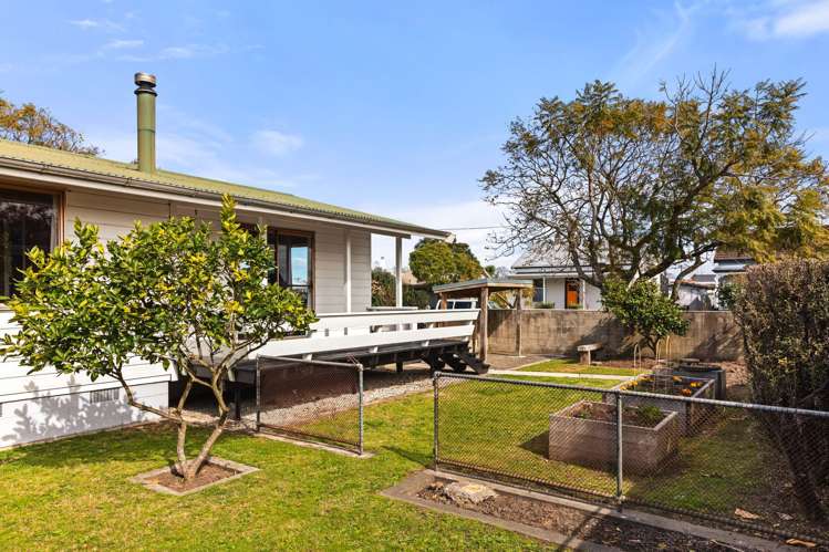 15 Root Street Gisborne_13