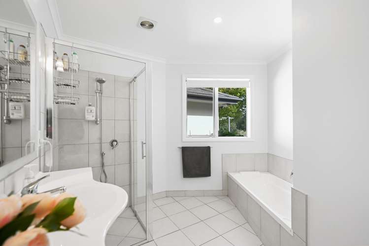 2/234 Gillard Road Ngahinapouri_20