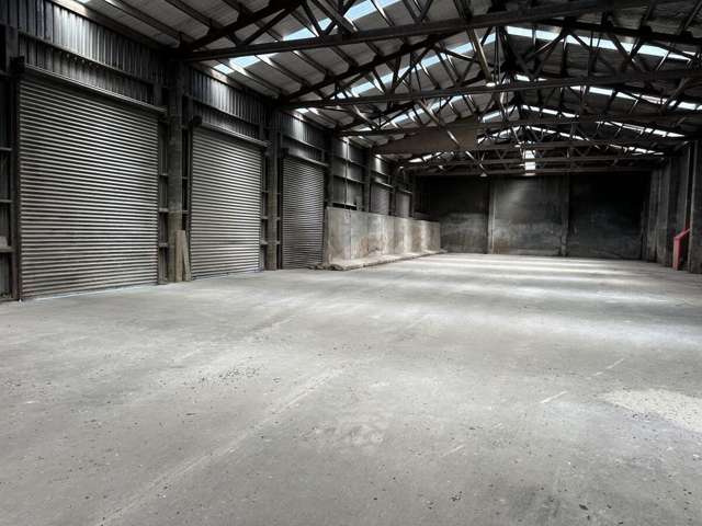 Unbeatable storage warehouse