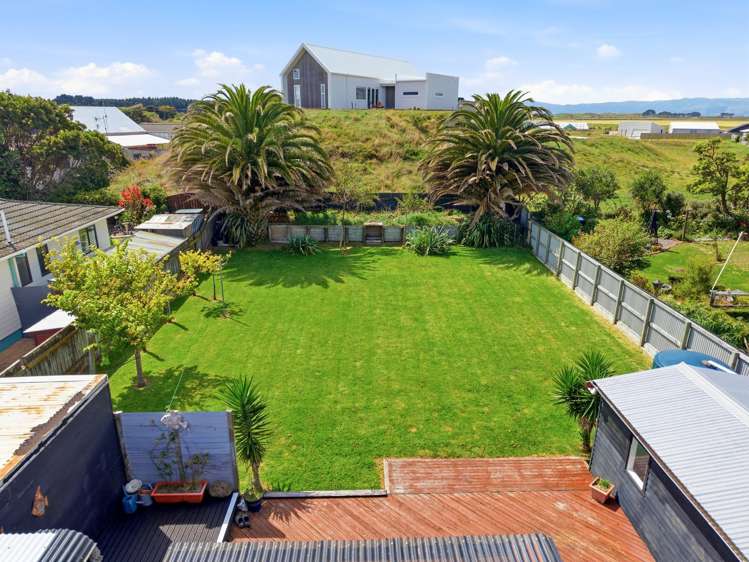 10 Andresen Street Foxton Beach_19