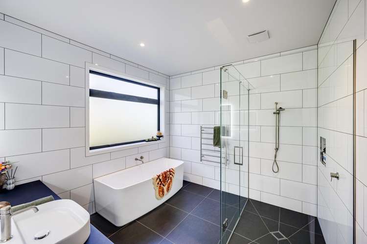 82 Millar Road Haumoana_18