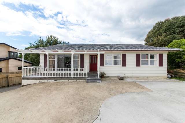 56 Finnerty Avenue Howick_1