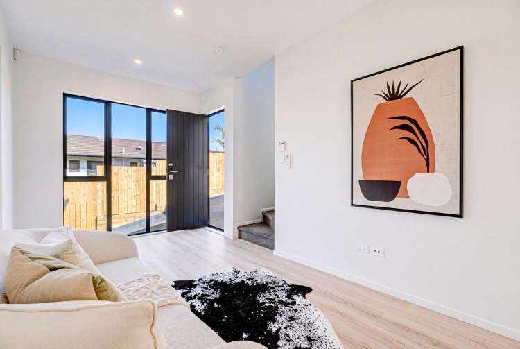 15 Montclair Rise Browns Bay_8