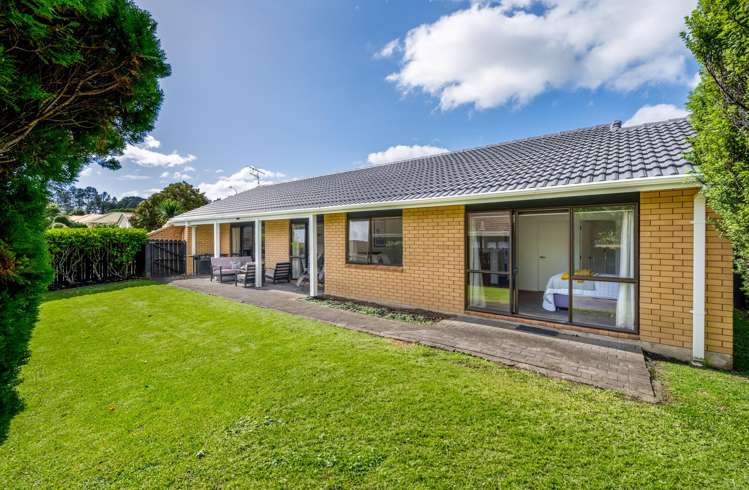 6 West Fairway Golflands_13