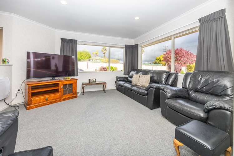 38 Gradara Avenue Otorohanga_3