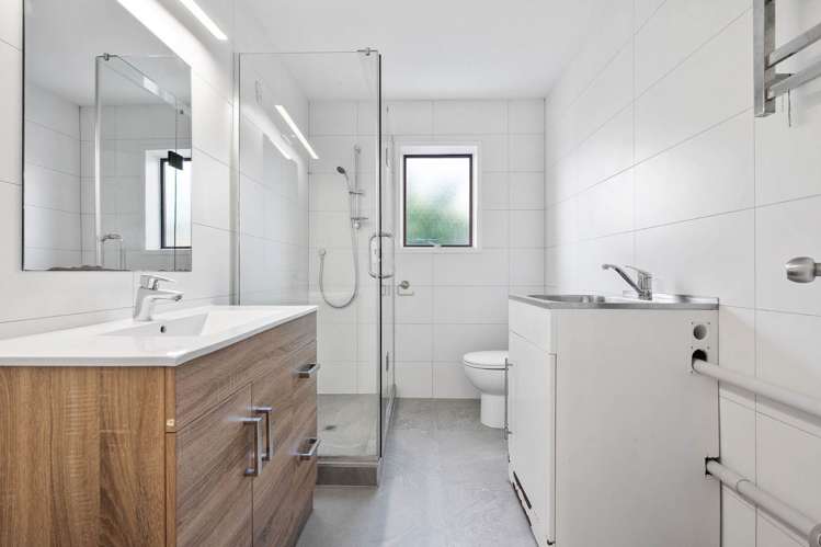 38 Makora Road Massey_28