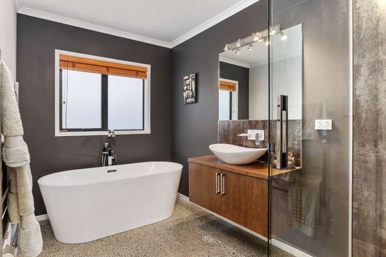 13 Eric Farley Drive Kumeu_13