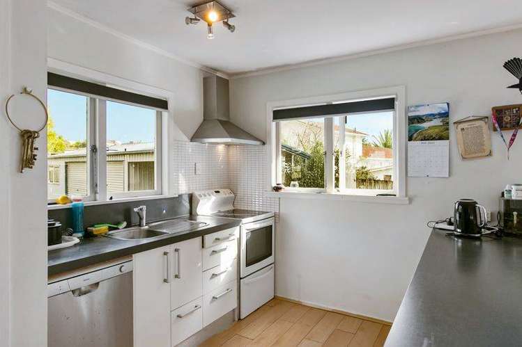 59 Divich Avenue Te Atatu South_7