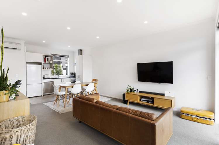 25 Marine Parade Hobsonville_7