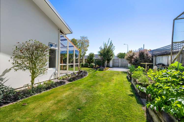 6 Livingstone Place Springlands_31