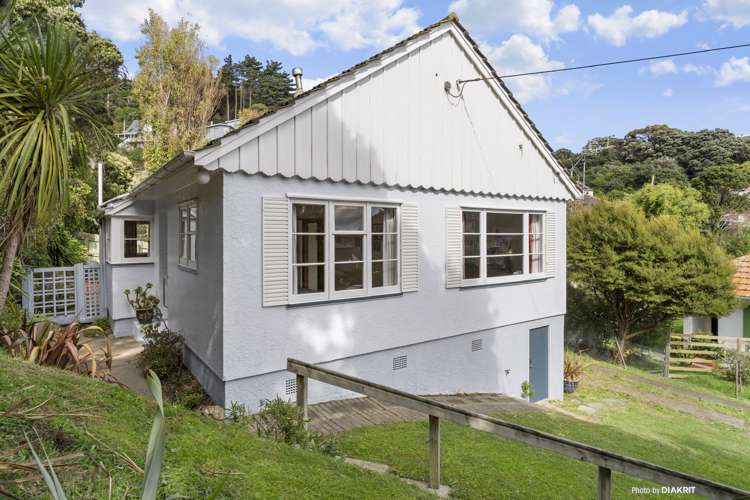 6 Elphinstone Avenue Strathmore Park_11