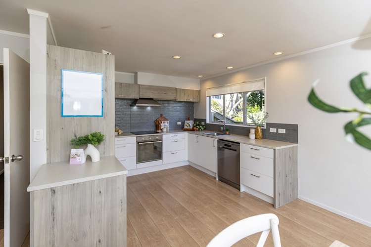 131A Renown Road Raumati South_10
