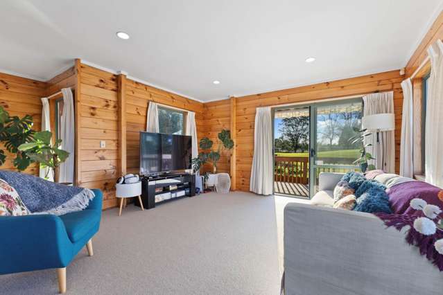 25 Muirfield Street Wattle Downs_4