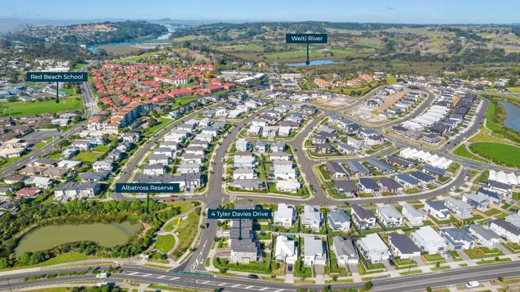 4 Tyler Davies Drive Red Beach_28