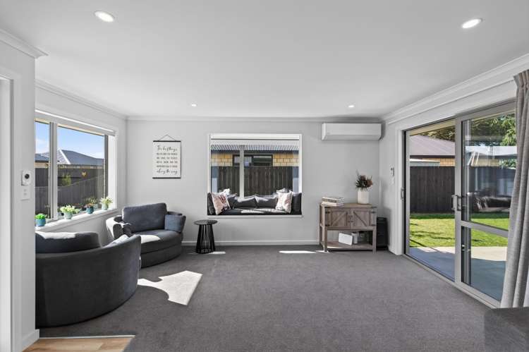 32 Geoff Geering Drive_4