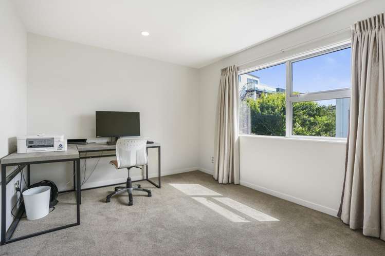 6 Tuatini Place Long Bay_25