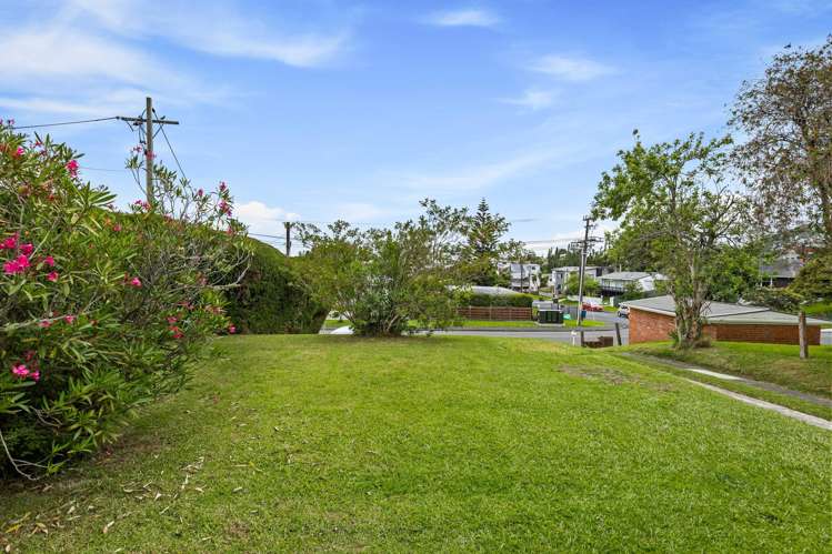 30 Amberley Avenue Te Atatu South_4