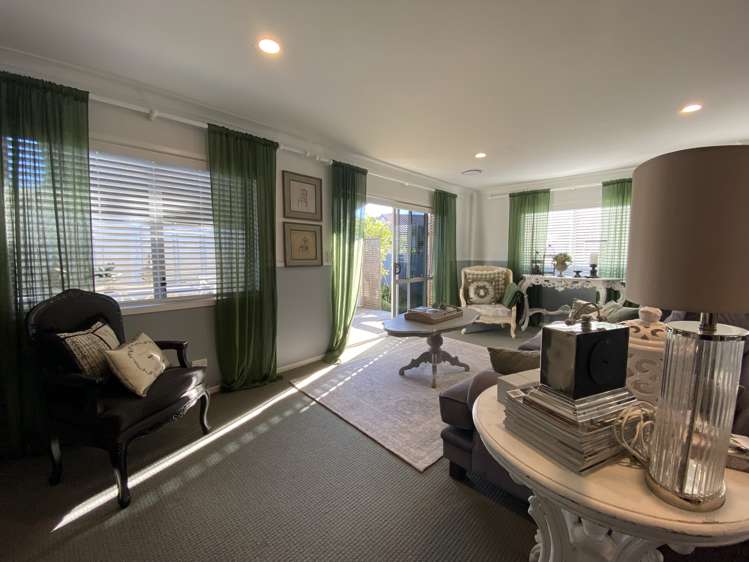 24b Queen Road Bellevue_24