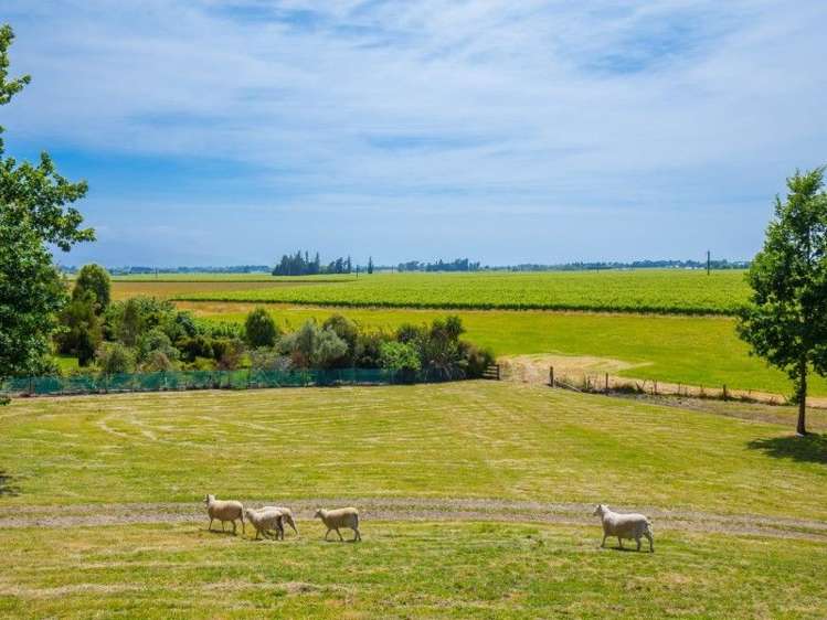 402 Ben Morven Road Fairhall_5