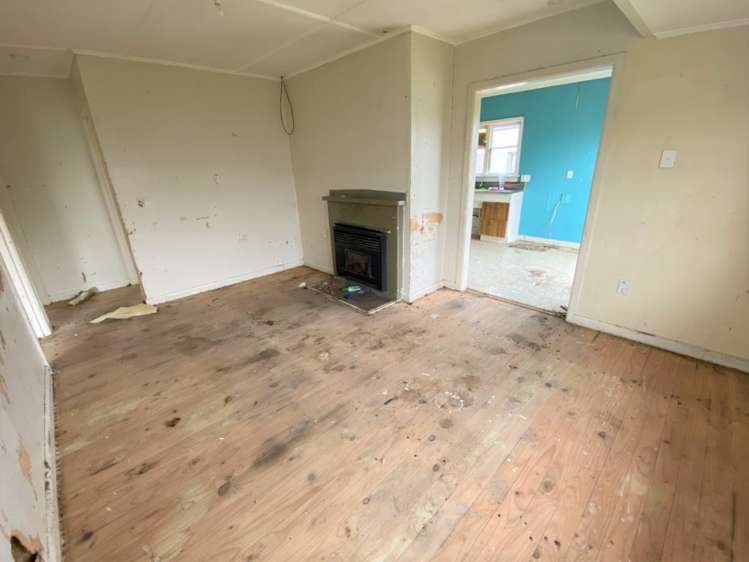 32 Clyde Street Tokoroa_6