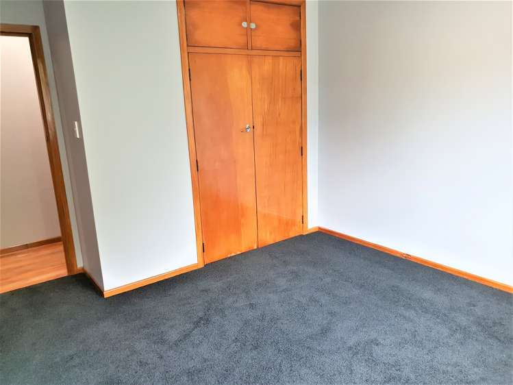 2/56 Royal View Road Te Atatu South_9