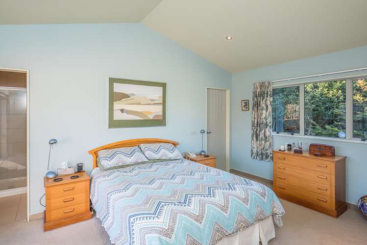 25 Sams Way Raumati South_11