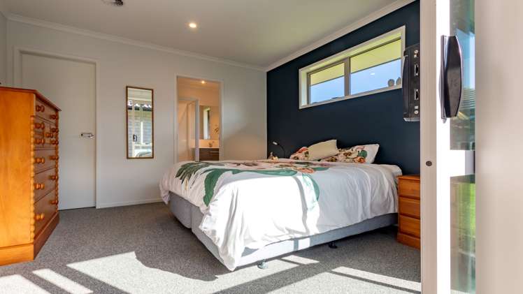 35 West Thompson Street Leamington_8