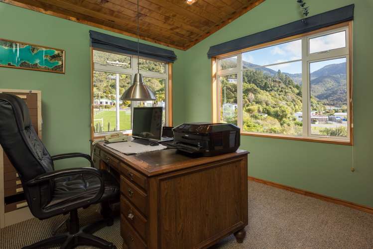 27 The Parade Okiwi Bay_14