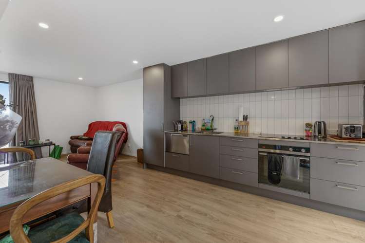 8/20 Henderson Street Mornington_10