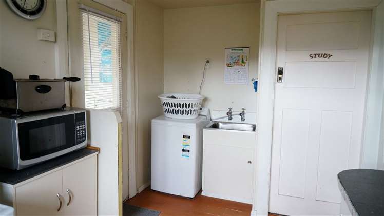 210 Bridge Street Eltham_16